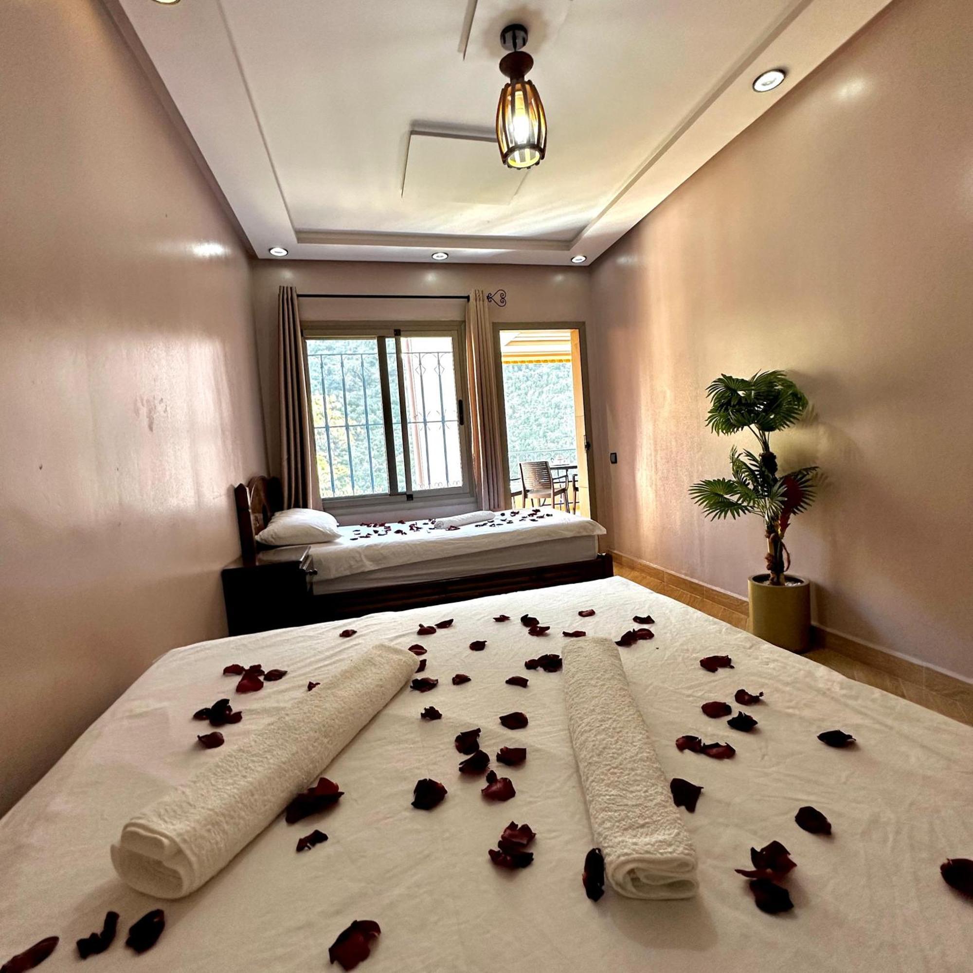Hotel Nabil Akchour Zewnętrze zdjęcie